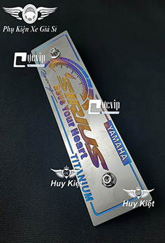 Bảng Tên Sirius Titan (Mẫu Titan Khò) Kèm 2 Ốc Salaya MS3625