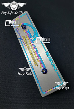Bảng Tên Raider Titan (Mẫu Titan Điện Phân) Kèm 2 Ốc Vương Miện MS3667