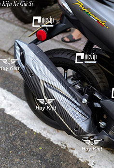 Ốp Che Pô Yamaha LEXI S 125, NVX 2017 - 2020 Carbon MS4980