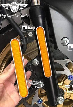 Combo Cặp Mắt Mèo Dài Gắn Phuộc Trước + Cặp Mắt Mèo Gắn Pat Bảng Số  MS3995